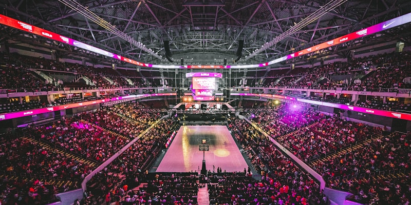 NBA季后赛东西部对阵形势分析及赛程预告